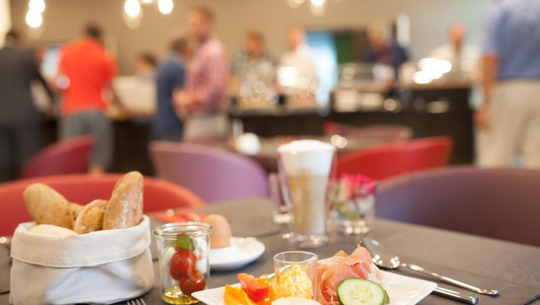 TDR Breakfast2-dc, © Winfried Dareb