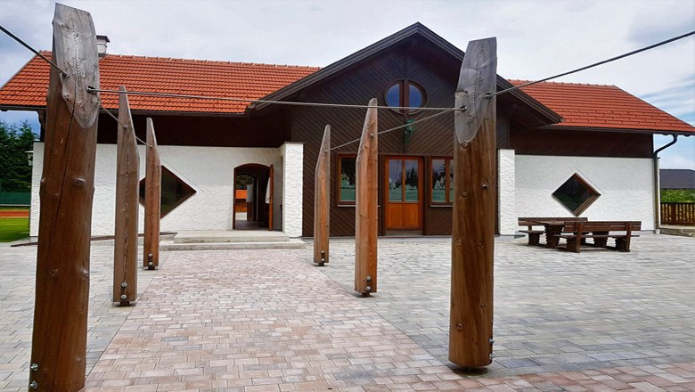 input_4, &copy; H. Letofsky