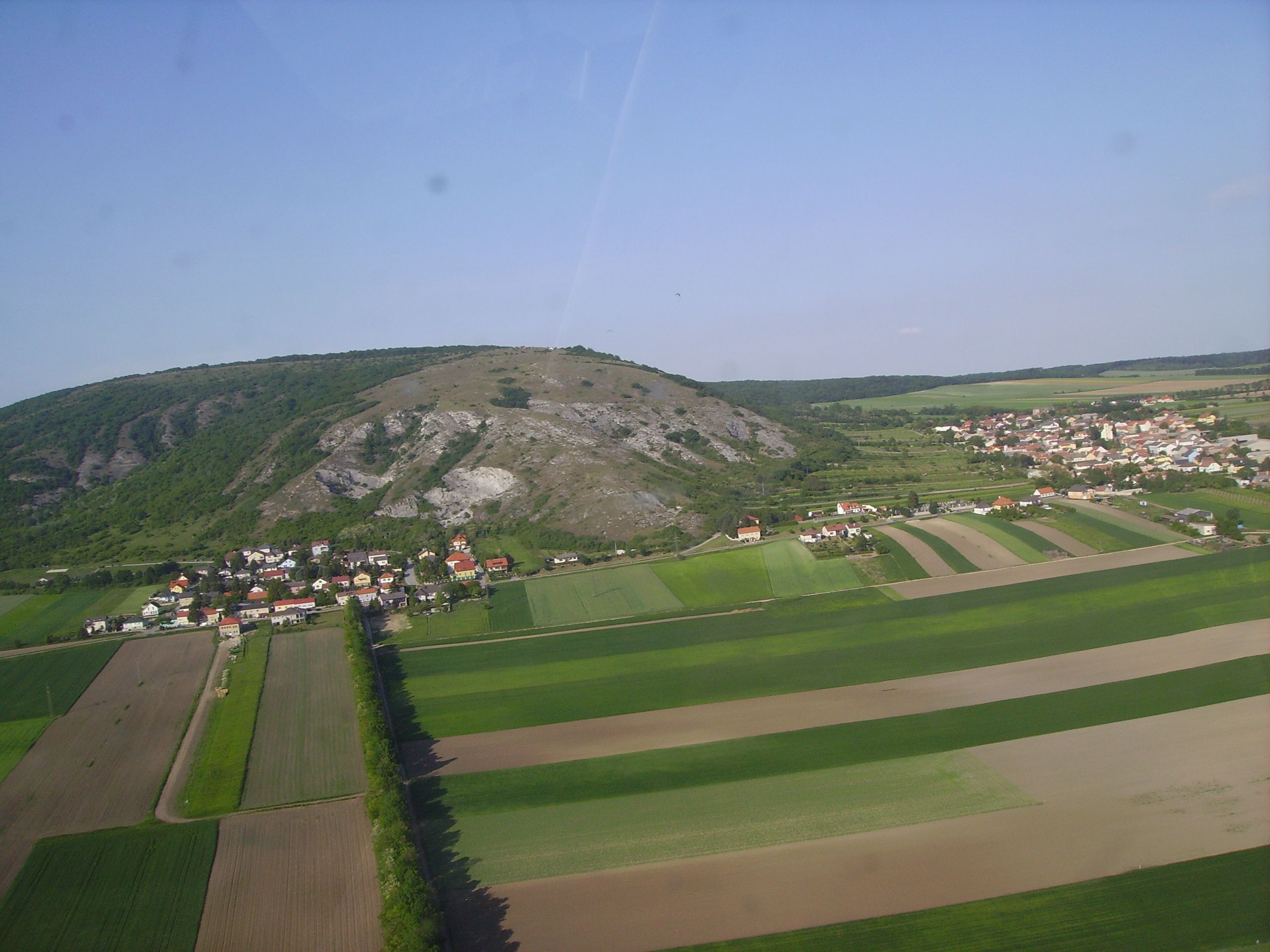 Letecký pohľad na Hundsheim 