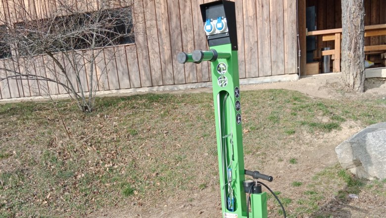 E-bike charging stations, &copy; Stadtgemeinde Maissau