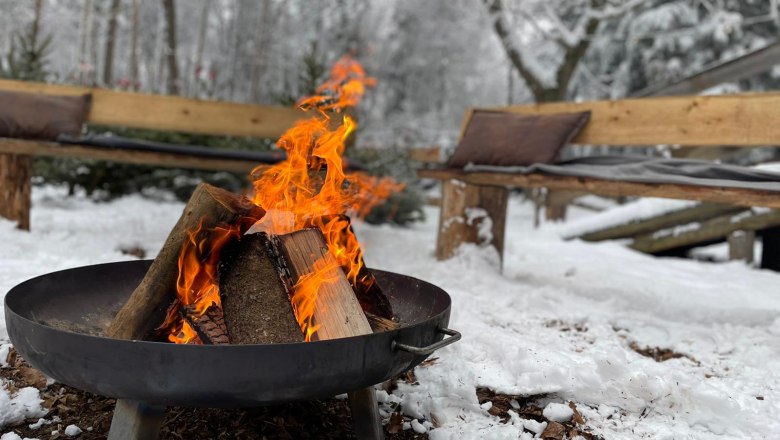 Cozy atmosphere at the Christmas tree adventure forest, &copy; christbaumerlebniswald.at