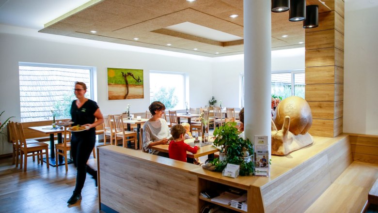 Wine tavern, &copy; Weinbau Stoiber