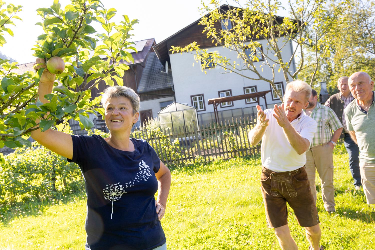 Adelsberger bio mušt jablkový a džús