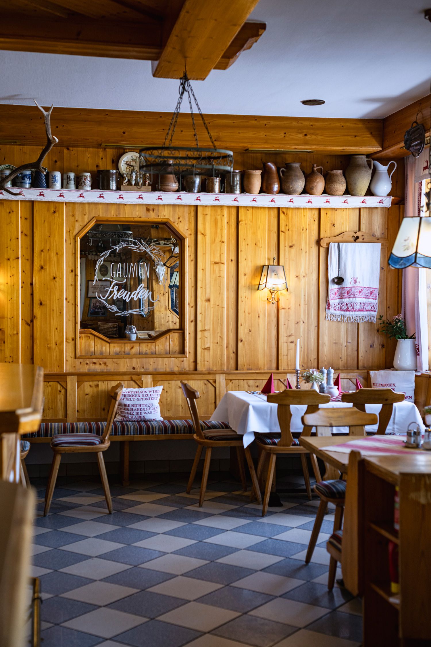 Gasthof Hoffmann, salónik 