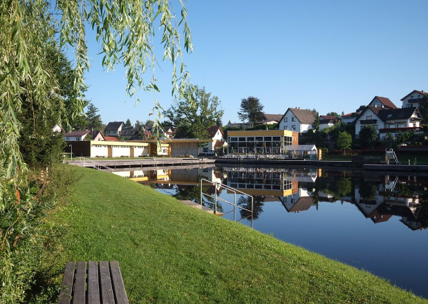 Screenshot 2025-04-17 153734, &copy; Moorbad Schrems