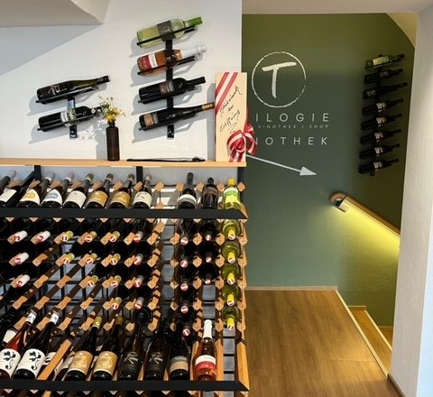 Wine shop, &copy; Elisabeth Pammer