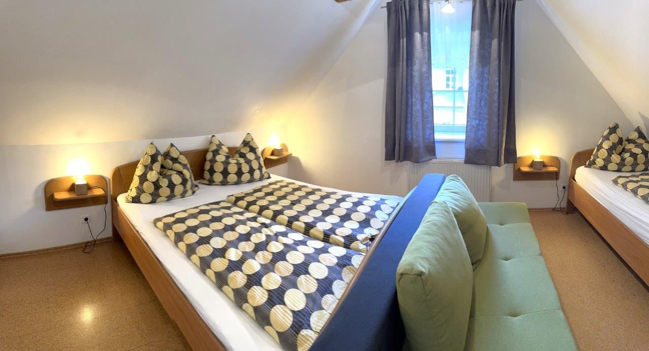 Romantický podkrovný apartmán (1)