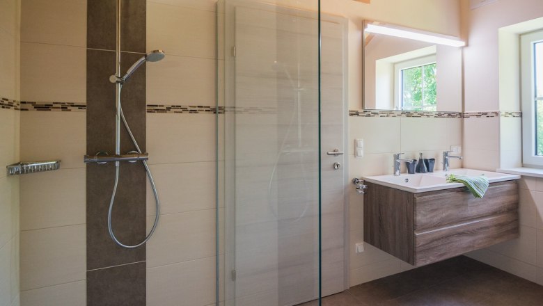 k&uacute;peľňa_1, &copy; Otto Brandl